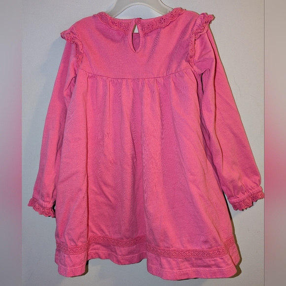 🩷 Mini Boden Dark Pink Long Sleeved Cotton Dress Eyelet Pintucks Toddlers 2T 3T - Picture 2 of 8